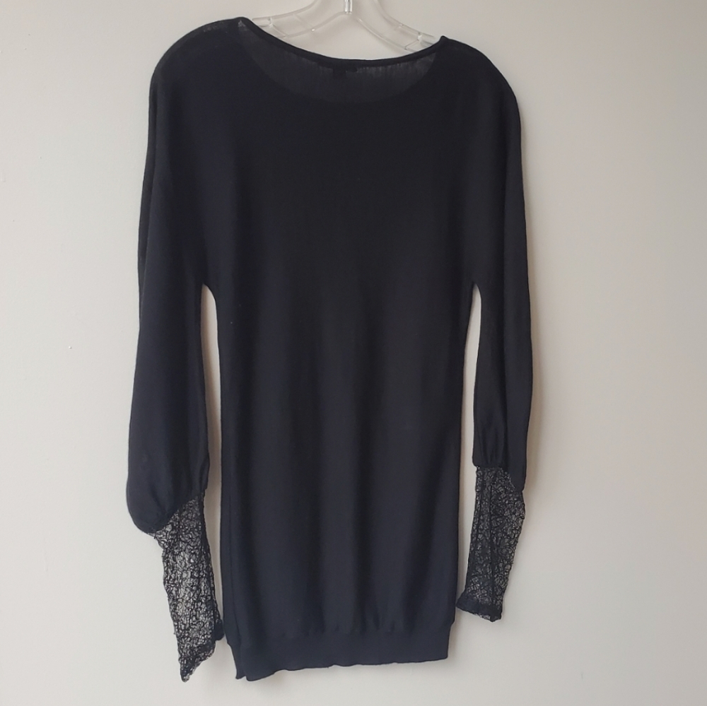 Sisley Lace Long Sleeve Top - Picture 9 of 11